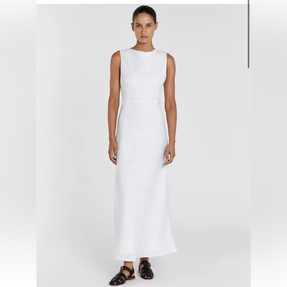 DISSH Dresses & Skirts - DISSH White Harmony linen maxi dress